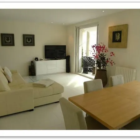 Daire 3 Pieces Croisette Vue Mer *